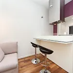 Goodrest On Deribasovska 19 *