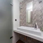 Goodrest On Deribasovska 19